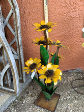 Load image into Gallery viewer, Sunflower Vase Bouquet
