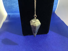 Load image into Gallery viewer, Faceted Pendulum Plain Chain
