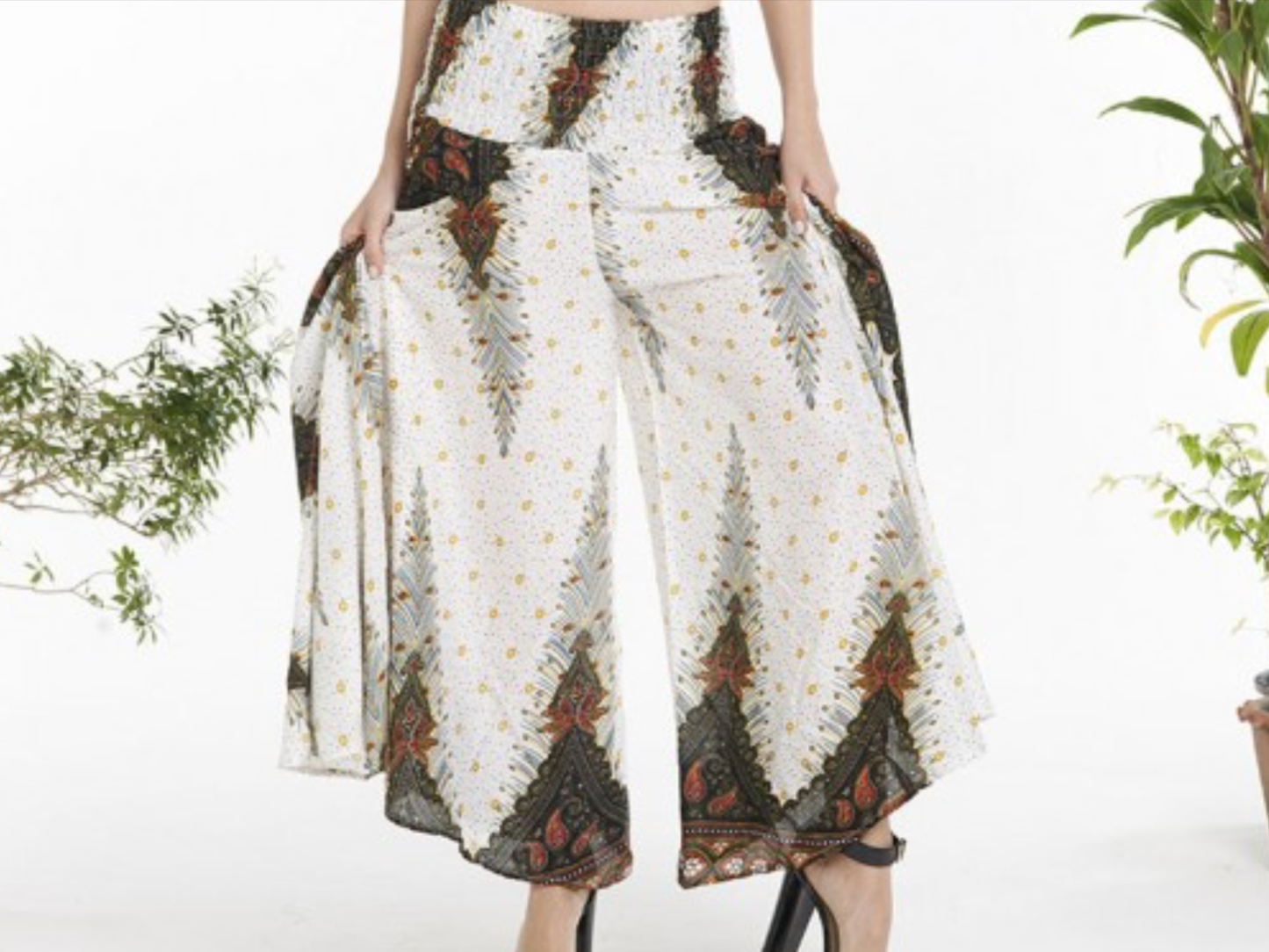 Wide Leg Elastic Waist Pants