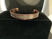 Load image into Gallery viewer, Magnetic Copper Bracelet
